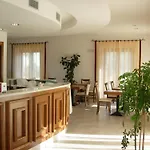 Landsted Colleverde & *