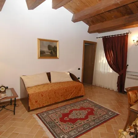 Colleverde & Country house Urbino