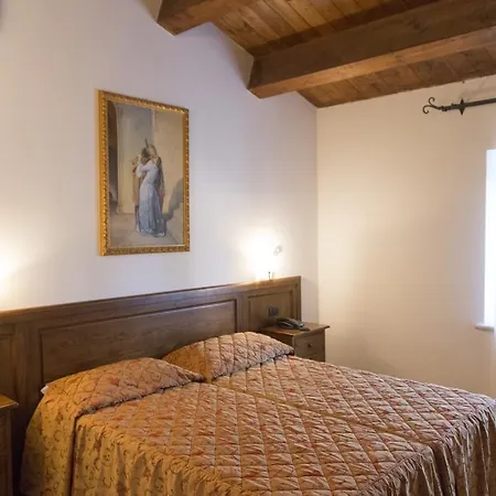 Colleverde & Country house Urbino