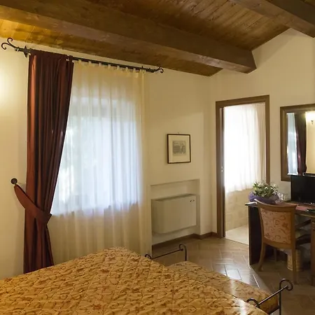 Colleverde & Country house