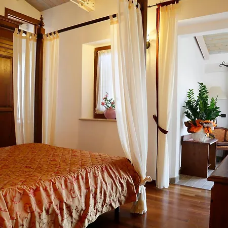 Colleverde & * Urbino